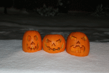 01jack-o-lanterns-snow.jpg